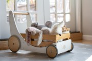 Kinderfeets 2-in-1 houten opbergkar en loopwagen - Wit Tangara Groothandel voor de Kinderopvang Kinderdagverblijfinrichting5